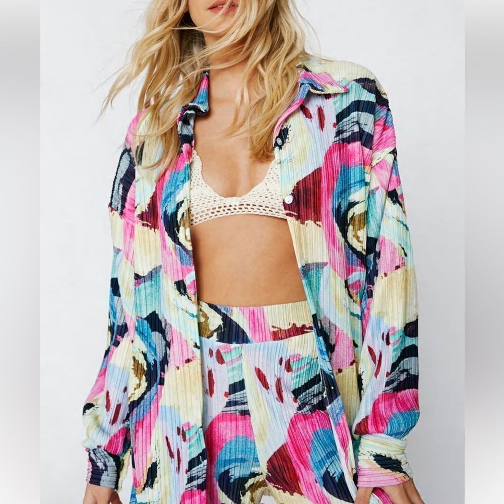 Nasty Gal Multicolor Abstract Pleated Button-Down Shirt - Pink, Blue, Cream